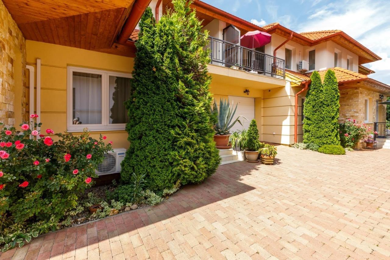 Andi Apartman Hévíz Exterior foto