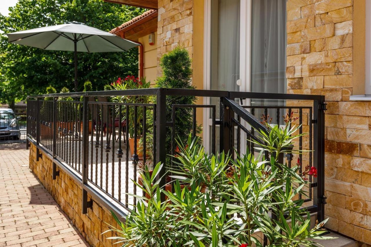 Andi Apartman Hévíz Exterior foto